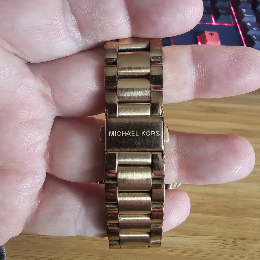 KORS Michael Kors selling michael